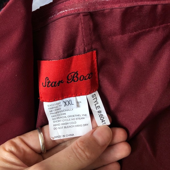 Matching Plus Size Grad Dresses - Picture 10 of 11